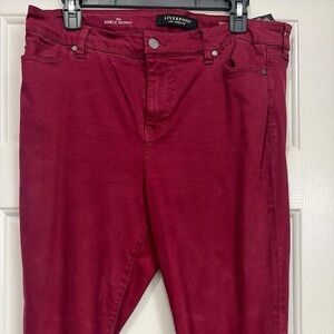 Liverpool Ankle Skinny Jeans in Wine Red